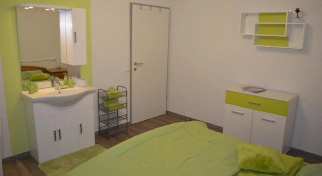 Haus ElSaVi, Забронировать Отель Отели Dobratsch с парковкой, Парковка