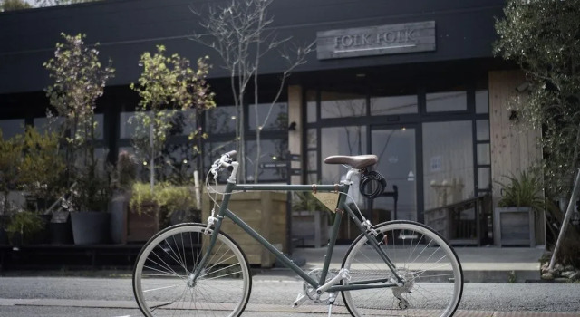 FOLK FOLK Hostel, Cafe & Bar