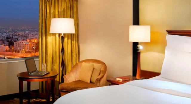 Номер Deluxe Amman Marriott Hotel