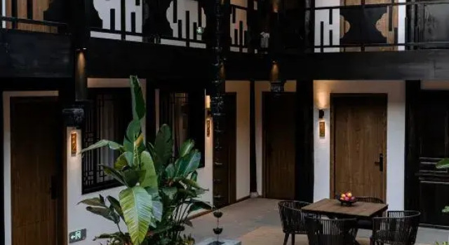 Liuru Retreat | A Part of the Old Town's Soul, Забронировать Отель Лицзян Юньнань, рядом с Улица Сквер-стрит Древнего города Даянь