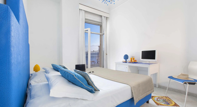 Двухместный номер Standard с балконом и с видом на море Admiral Hotel