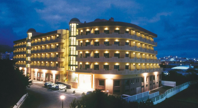Hotel Victoria Playa, Varaa Hotelli Almuñécar Costa Tropical