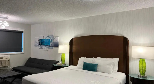 Номер Standard The Tides Inn