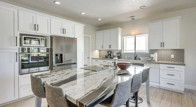 Spacious Mesquite Getaway - 1/2 Mi to Golf Course, Prenota Casa vacanze Hotel a Missouri con parcheggio, Parcheggio
