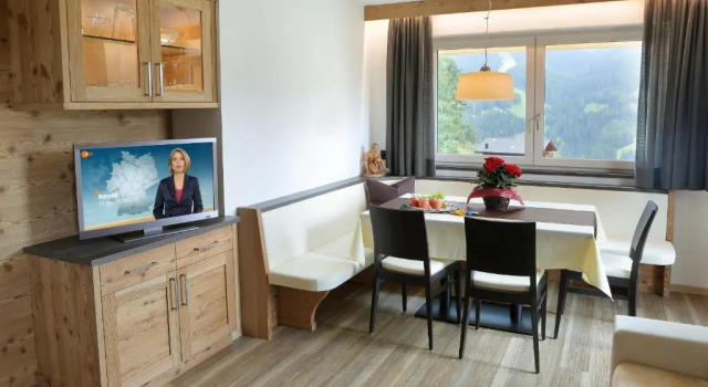 Apartments La Mana, Забронировать Апартаменты/квартира Апартаменты Санта-Кристина-Вальгардена, рядом с Parallel, Апартаменты/квартира