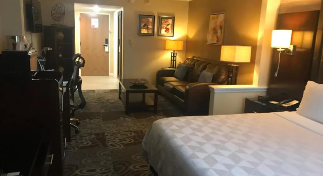 Двухместный номер Superior Holiday Inn Orlando East-UCF Area by IHG
