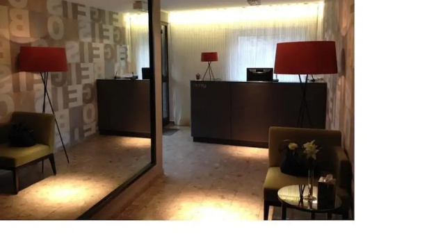 Hotel Henry