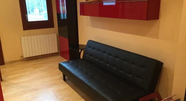 apartamento aislado jardín y piscina, Забронировать Апартаменты/квартира Сан-Андрес-де-Льеванерас Коста-дель-Маресме