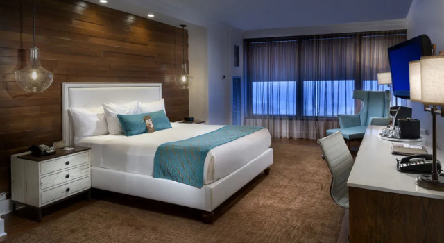 The Brook at Turning Stone Resort Casino, Varaa Lomakeskus Hotellit New York State uima-altaalla, Uima-allas