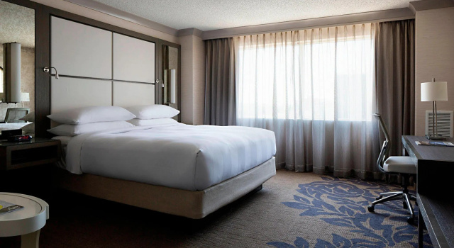 Двухместный номер Standard с видом на реку Little Rock Marriott
