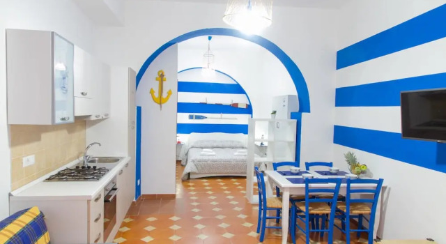 Kefa Holiday - Sailors Apartments, Забронировать Апартаменты/квартира Чефалу Madonie Regional Natural Park, рядом с Собор Чефалу