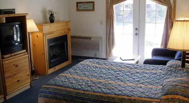 Edgewater Inn Shady Cove, 예약 호텔 섀디 코브 Rogue Valley
