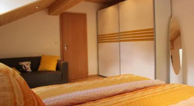 Haus Dorf 7, Prenota Appartamento Hotel a Canton Vallese con parcheggio, Parcheggio