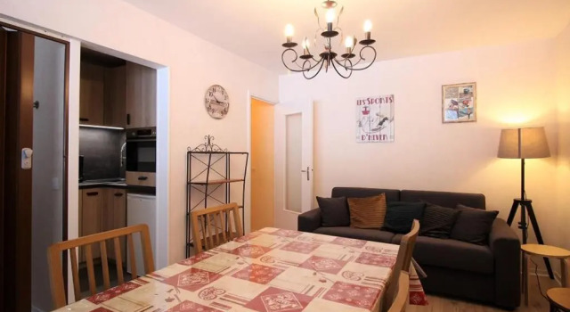 Appartement Mont-Dore, 2 pièces, 4 personnes - FR-1-608-109, Prenota Appartamento Hotel a Alvernia con parcheggio, Parcheggio