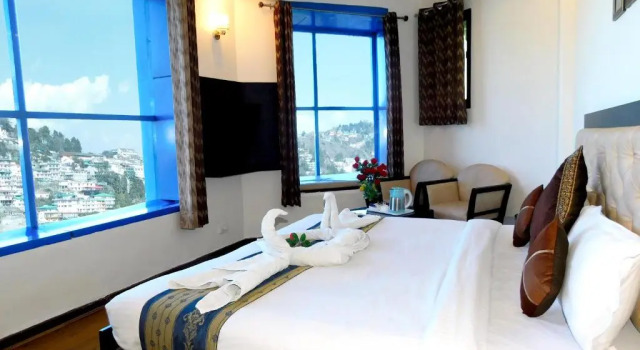 Номер Standard с видом на горы Hotel Crystal Palace