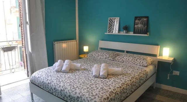 Jennys place, Забронировать Отель Отели Палермо с парковкой, рядом с Кафедральный собор, Парковка