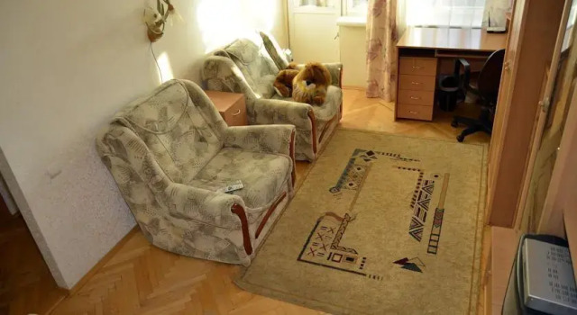 Levytskogo Light Flat