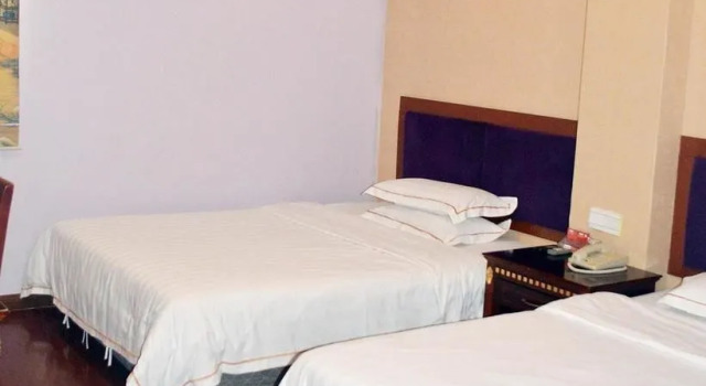 Wanzhong Fortune Chain Hotel