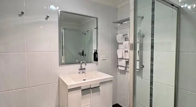 Четырёхместный семейный номер Standard ibis Styles Broken Hill