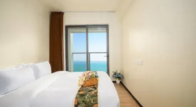 Двухместный люкс с красивым видом из окна YURI Seaview Apartment