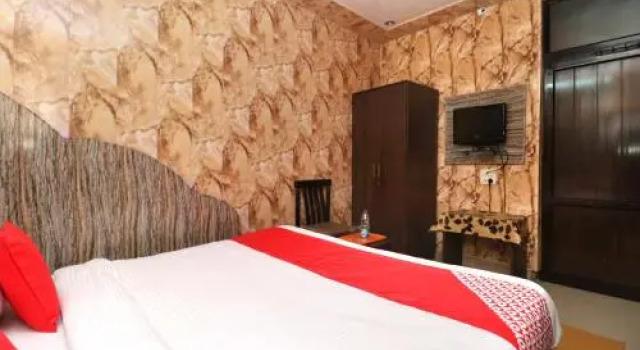 OYO 28162 Hotel Prince, Buchen Sie Hotel Bhatinda 