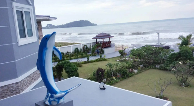 Briya Beachfront Residence Deluxe
