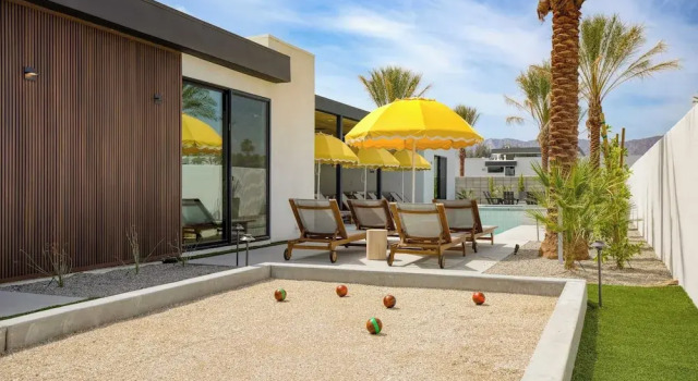 Sleeps 32 2 Villas, Pool, Putting Green+bocce Polo Villas Amara by Avantstay