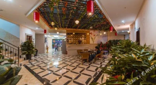 Yupin Jingjiang Resort Hotel (Xishuangbanna Jinghong Gaozhuang Xishuangjing Branch), Book Ferieresort Resorthoteller i Yunnan, Ferieresort