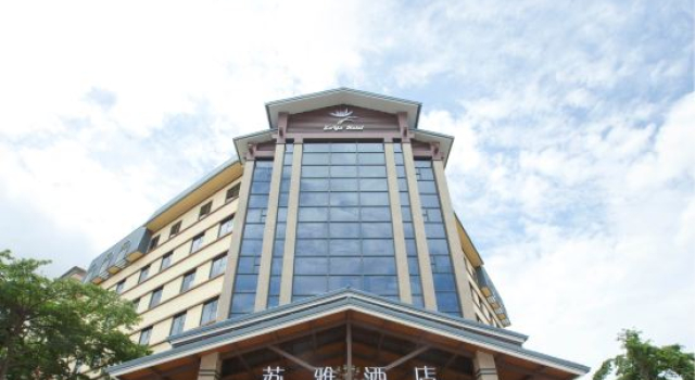 Suya Hotel (Shenzhen International Convention and Exhibition Center Fuyong Phoenix Mountain), Rezerwuj Hotel Hotele w Shenzhen z parkingiem, Parking