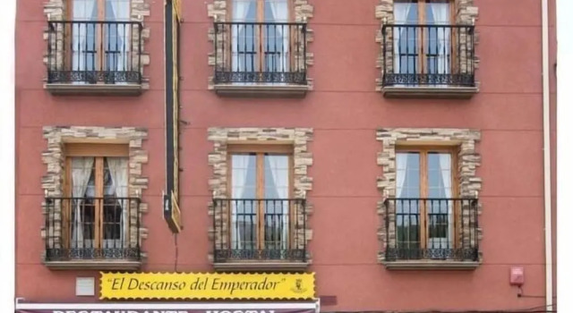 Hostal El Descanso Del Emperador, Book Hostel Hotels in Extremadura with Breakfast, Breakfasts