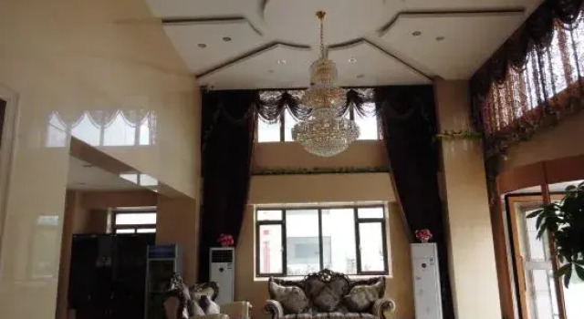 Diamond Apartments