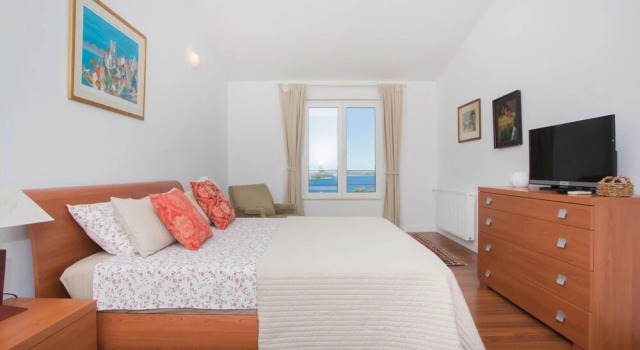 Beach Front Home In Zaboric, Забронировать Отель Отели Жаборич 3 звезды, 3*