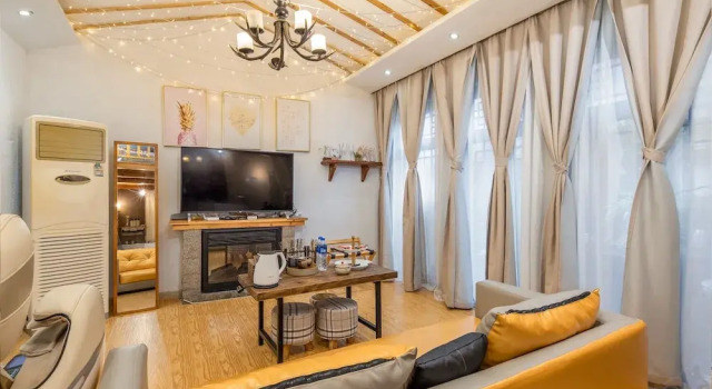 Номер Deluxe Floral Hotel Yipin Visual Arts Xitang