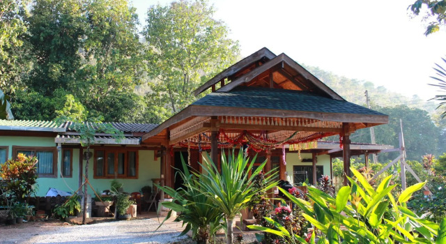 Bann Saiyok Homestays