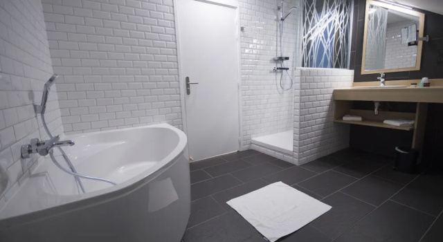 Четырёхместный семейный номер Standard Hôtel Bastide