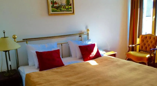 Hotel Grand, Book Hotel Valjevo Central Serbia