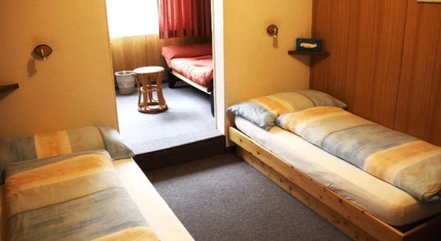 Elli, Book Hotel Davos-Dorf 