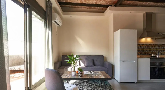 Апартаменты AinB Eixample-Miro Apartments