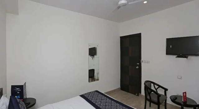 Номер Standard OYO 12171 Hotel Sky View