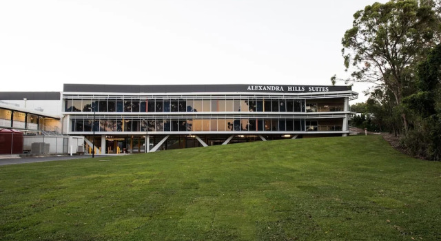 Люкс Deluxe Alexandra Hills Hotel