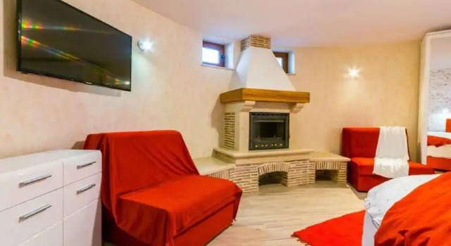 Lovely Holiday Home in Fazana With Swimming Pool, Prenota Casa vacanze Valbandon Istria