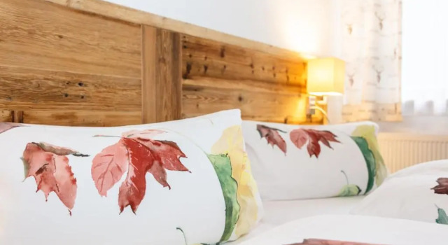 Gasthof St. Adolari, Book Hotel Hoteller i Tyrol med parkering, Parkering