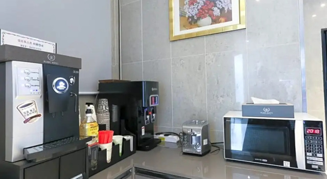 Dangjin Blanc Hotel, Забронировать Отель Отели Хвасон с парковкой, Парковка