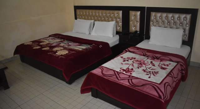 Трёхместный номер Standard Hotel Kashmir International