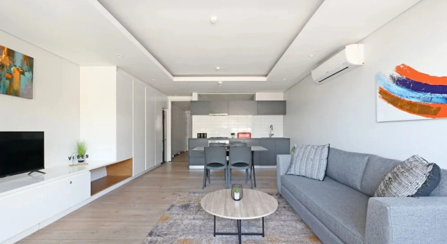 Коттедж One Bedroom Green Point Spacious