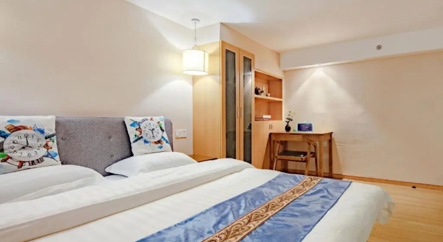 Апартаменты Deluxe July Apartment