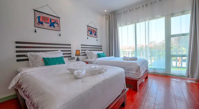 Номер Deluxe Amanda Hotel