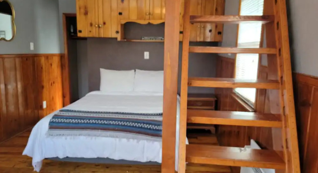 Апартаменты Stone Mountain Lodge