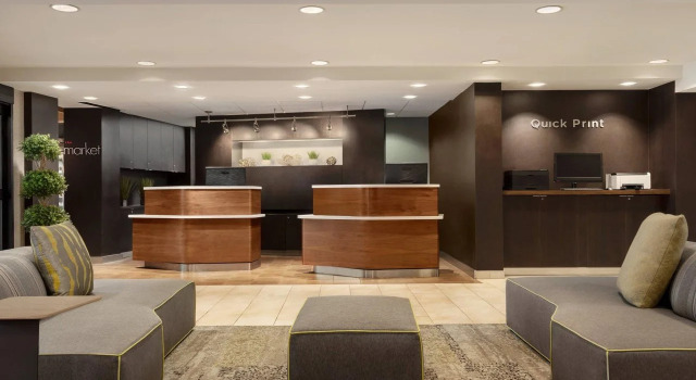 Courtyard by Marriott Greenville, Забронировать Отель Гринвилл Северная Каролина