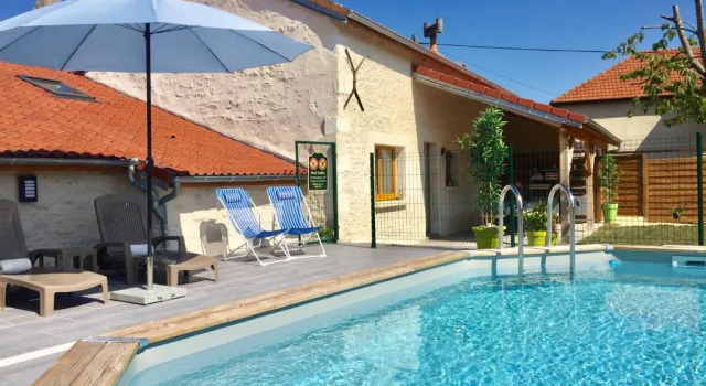 Вилла Boutique Farmhouse Cottages with Pool, 6 Bedrooms - Angulus Ridet (Loire Valley)